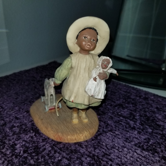 Miss Martha's collection - Picture 1 of 4